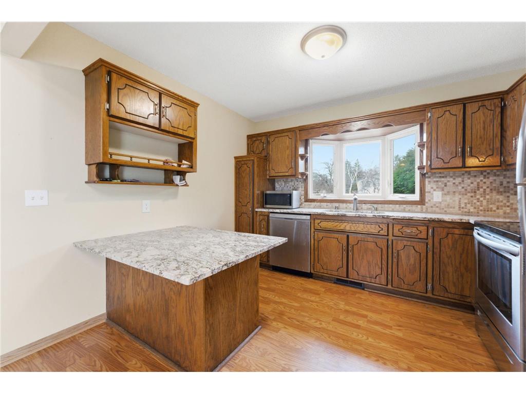 1533 79th Avenue N Brooklyn Park MN 55444 7049383 image10
