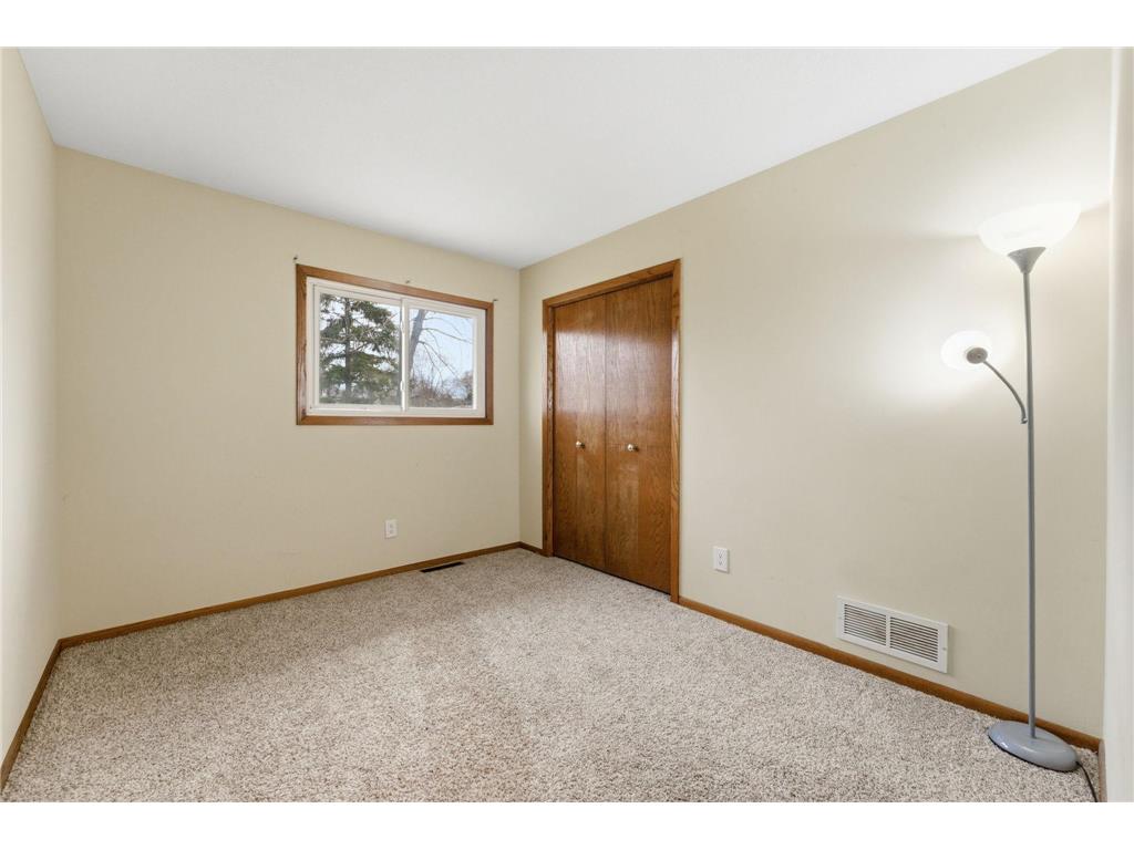 1533 79th Avenue N Brooklyn Park MN 55444 7049383 image18