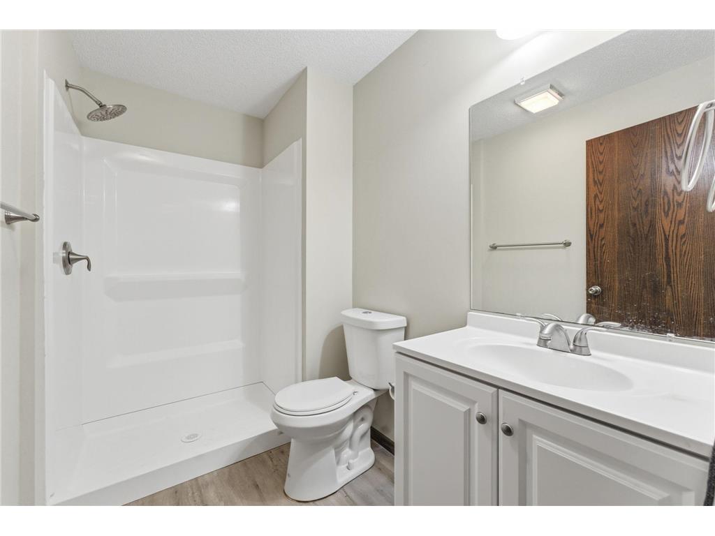 1533 79th Avenue N Brooklyn Park MN 55444 7049383 image24