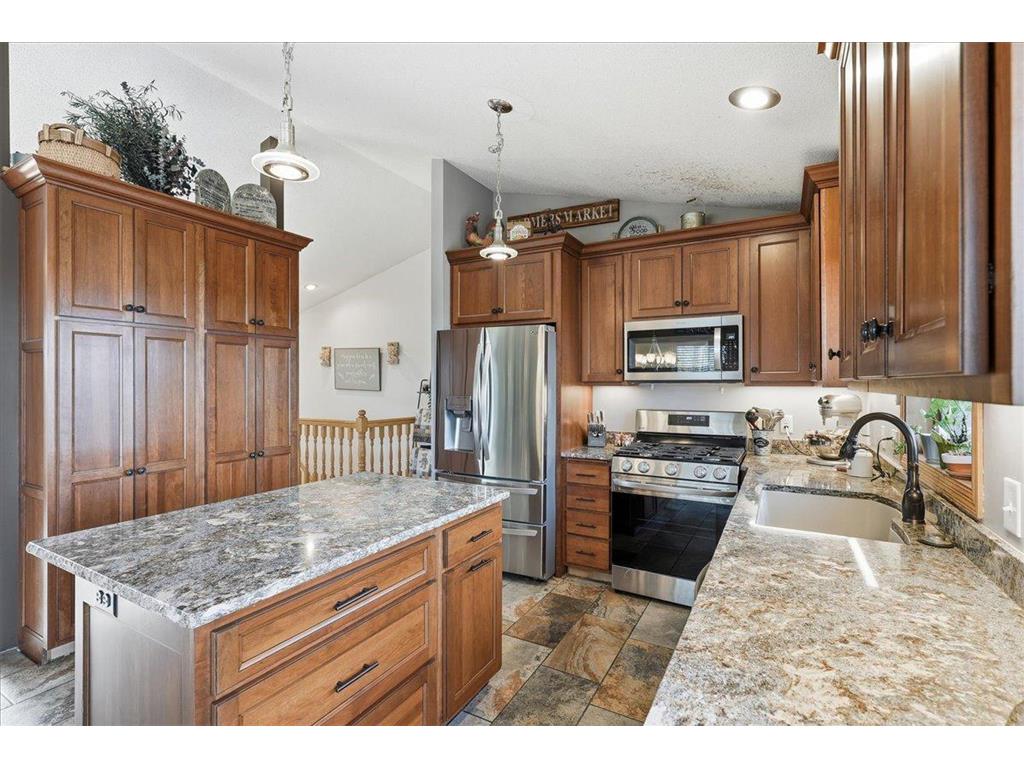 1533 Hallewood Boulevard New Richmond WI 54017 7004485 image13