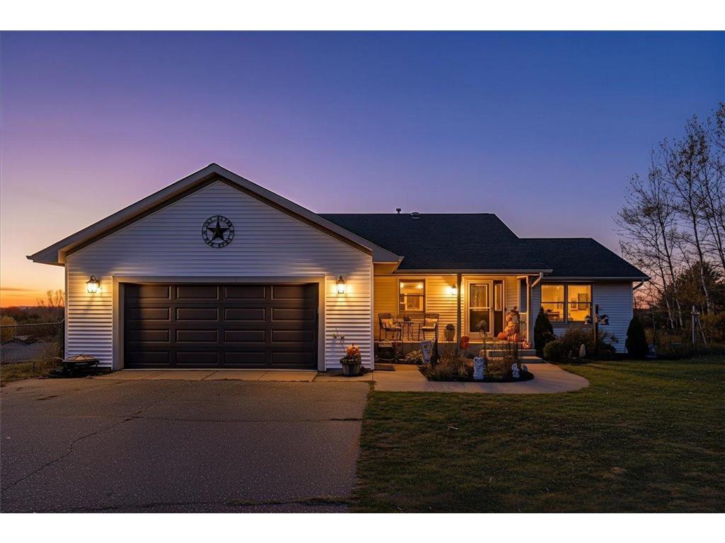 1533 Hallewood Boulevard New Richmond WI 54017 7004485 image2