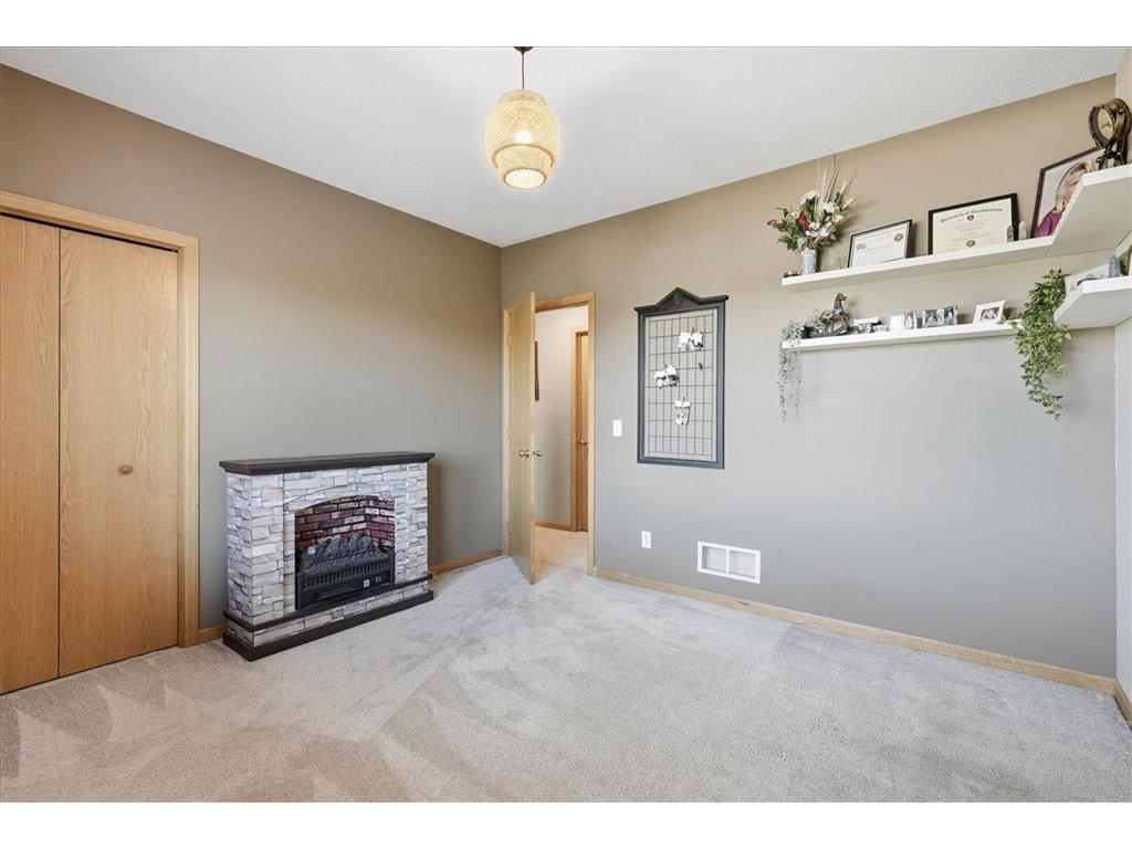 1533 Hallewood Boulevard New Richmond WI 54017 7004485 image23
