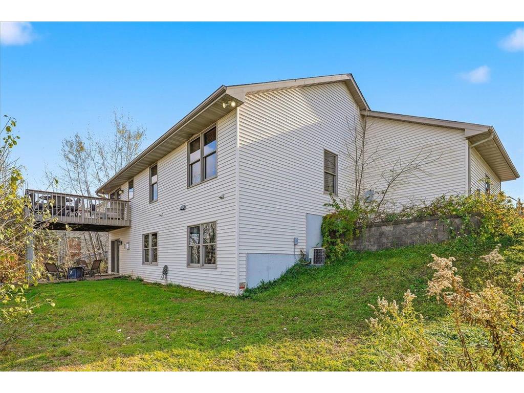 1533 Hallewood Boulevard New Richmond WI 54017 7004485 image30