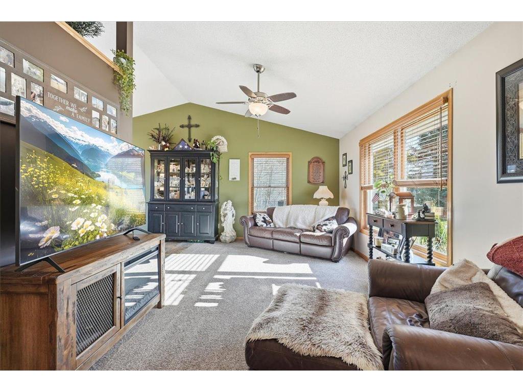 1533 Hallewood Boulevard New Richmond WI 54017 7004485 image5