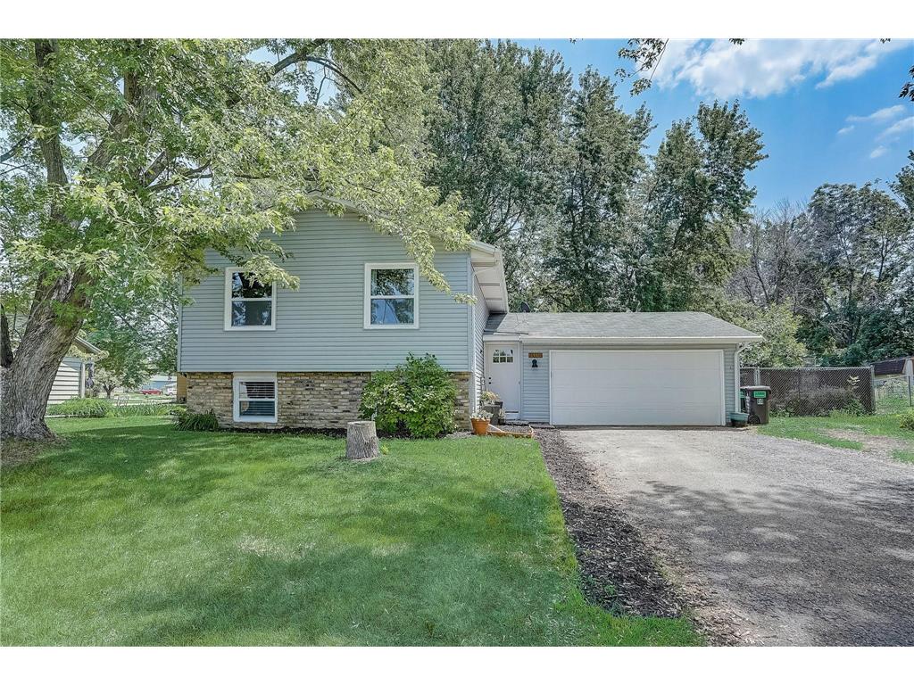 15330 Drexel Way Apple Valley MN 55124 6393458 image1