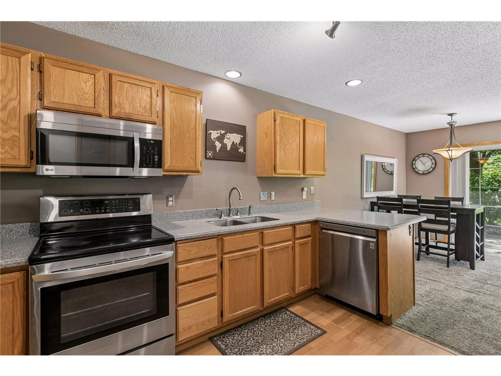 15333 Greenhaven Lane #106 Burnsville MN 55306 7096957 image15