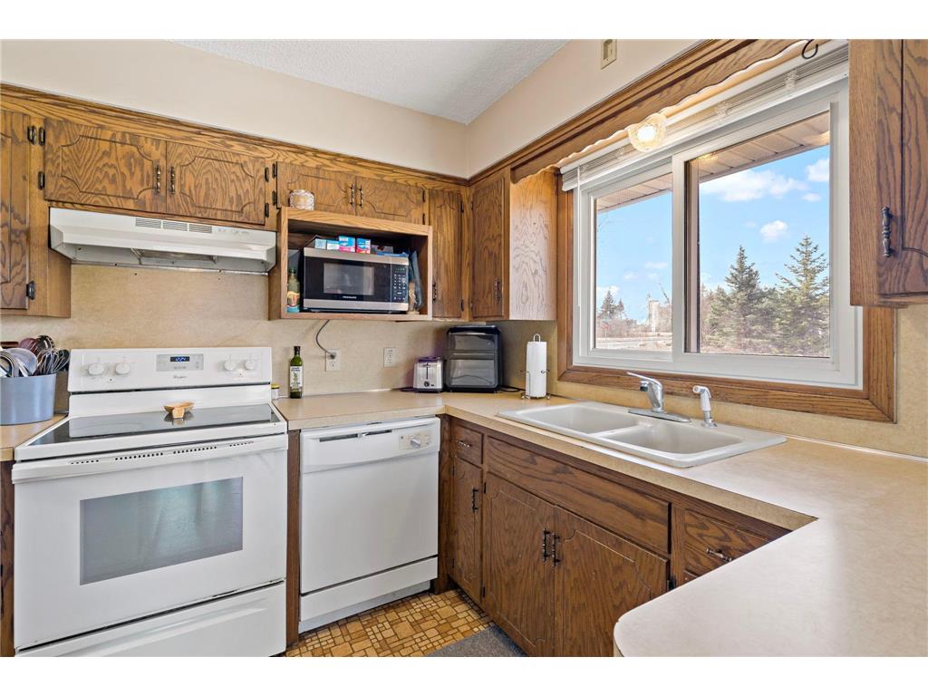 15335 Valley View Drive Savage MN 55378 7036168 image13