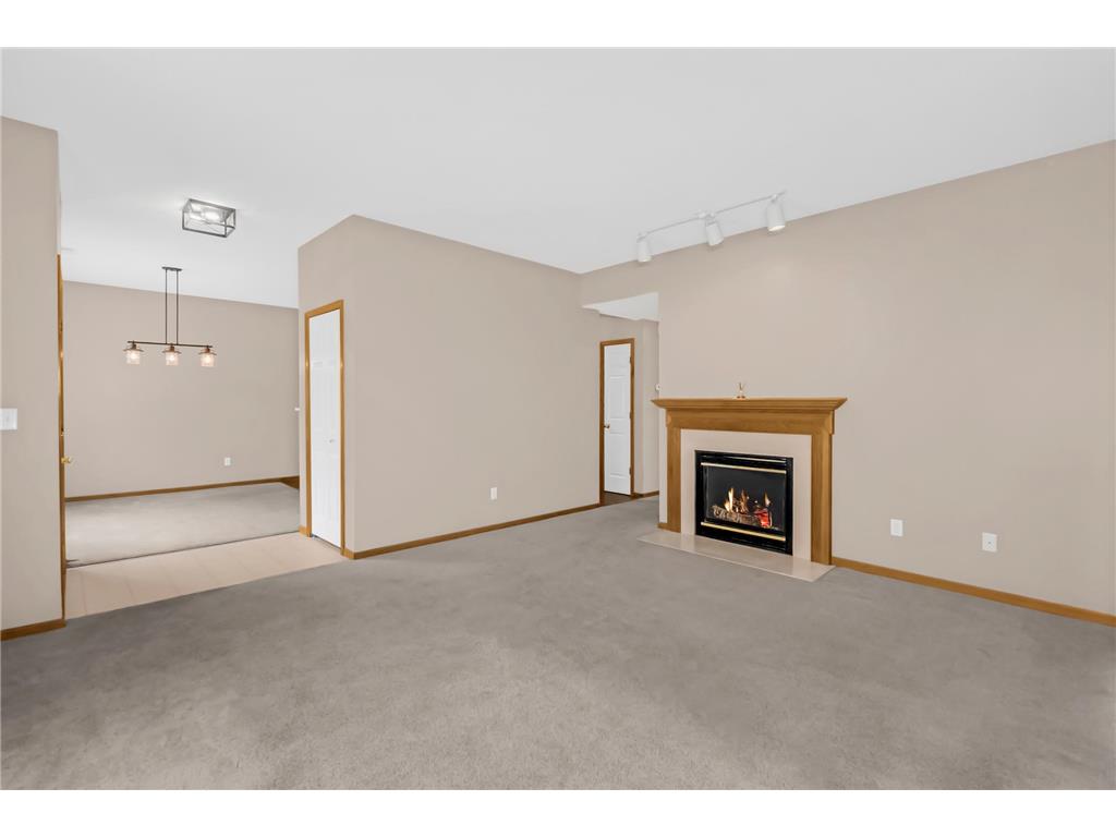 15336 Flower Way #194 Apple Valley MN 55124 7067532 image5