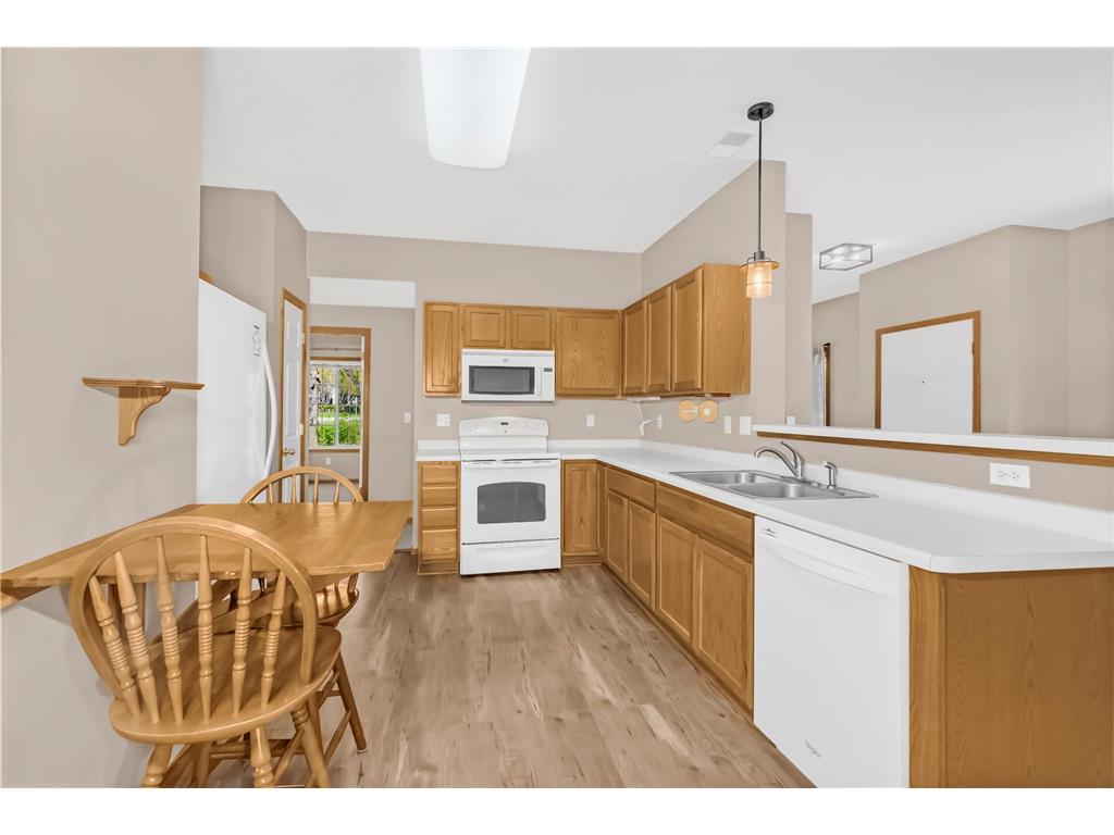 15336 Flower Way #194 Apple Valley MN 55124 7067532 image9