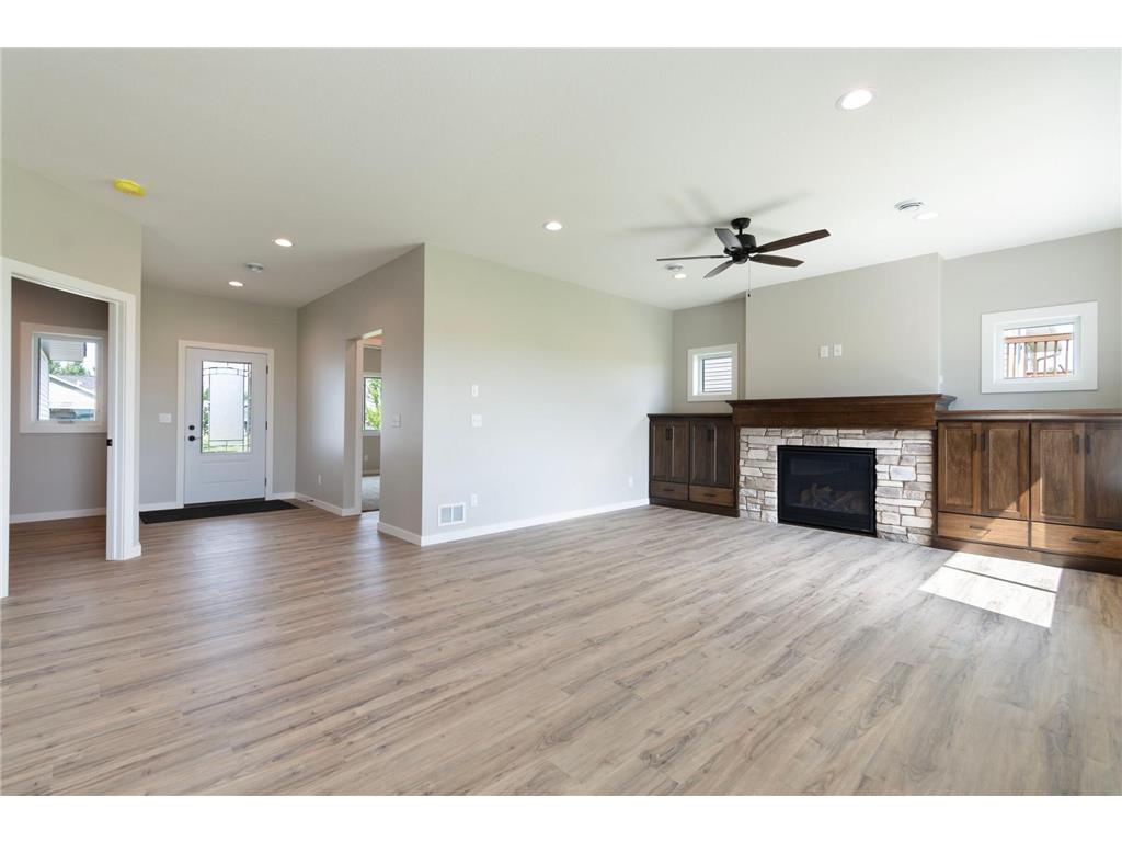 1534 9th Avenue SW Hutchinson MN 55350 7005811 image4