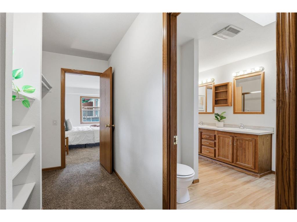 1534 Larpenteur Avenue E Saint Paul MN 55109 7091638 image18