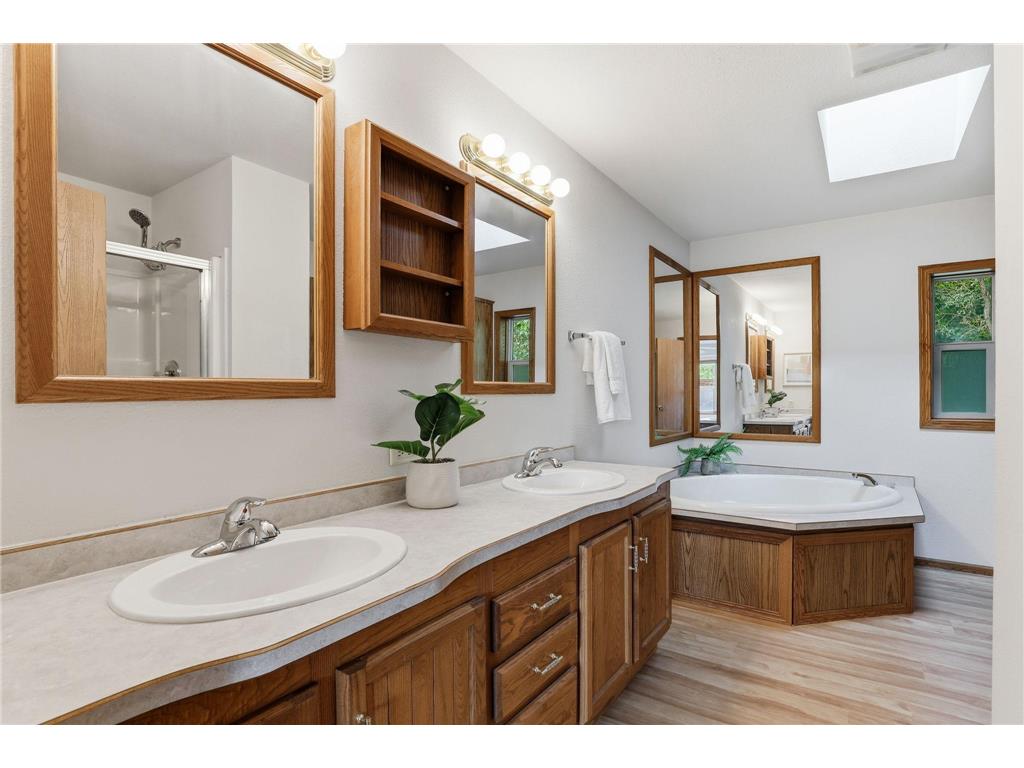 1534 Larpenteur Avenue E Saint Paul MN 55109 7091638 image20