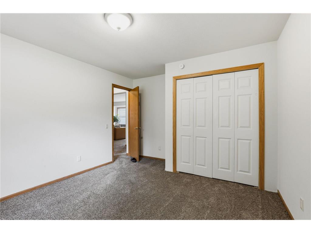 1534 Larpenteur Avenue E Saint Paul MN 55109 7091638 image25