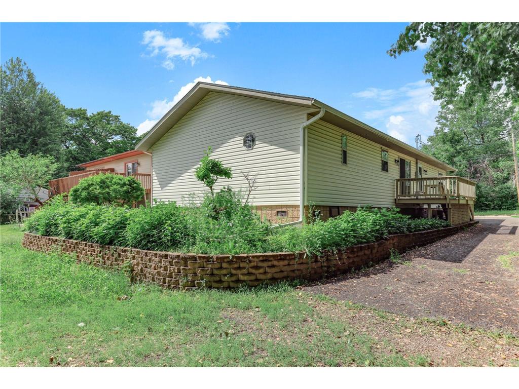 1534 Larpenteur Avenue E Saint Paul MN 55109 7091638 image29