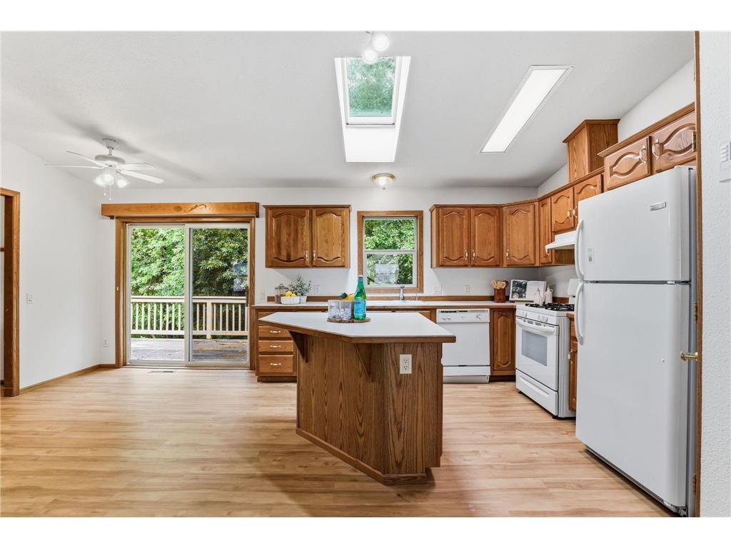 1534 Larpenteur Avenue E Saint Paul MN 55109 7091638 image3