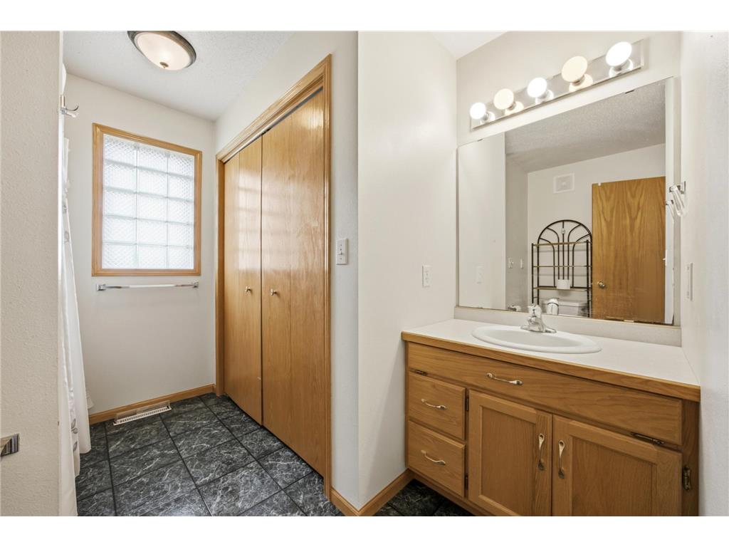 1534 Woodridge Lane West Fargo ND 58078 7093712 image15