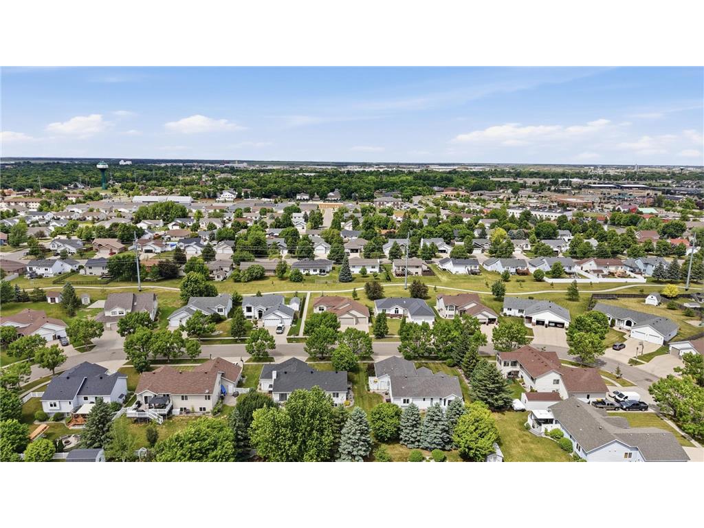 1534 Woodridge Lane West Fargo ND 58078 7093712 image32