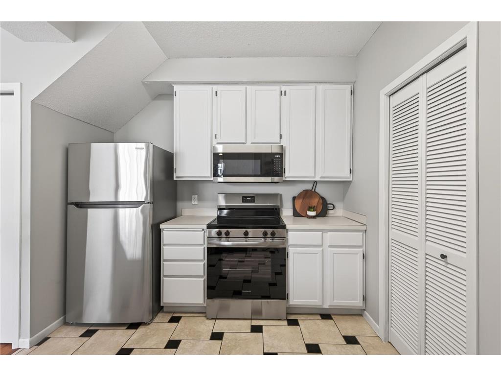 15345 Greenhaven Lane #110 Burnsville MN 55306 7050489 image16