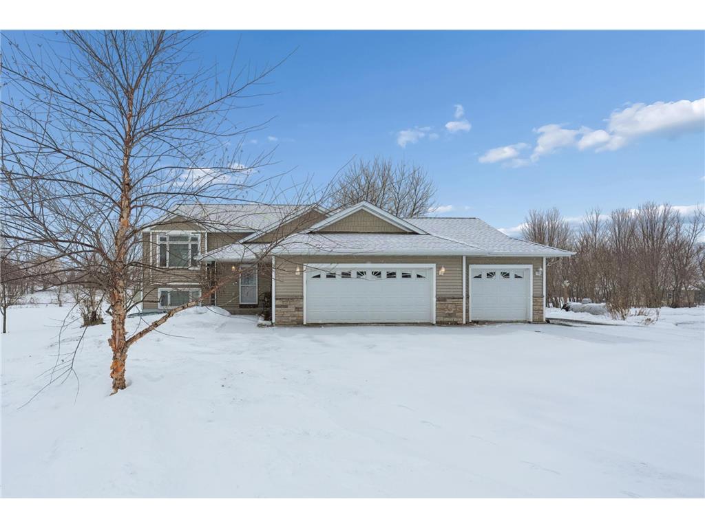 1535 73rd Avenue Hammond WI 54023 7009721 image1
