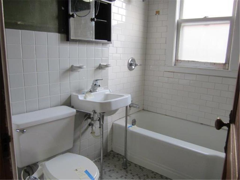 1535 Adams Street NE Minneapolis MN 55413 7102575 image22