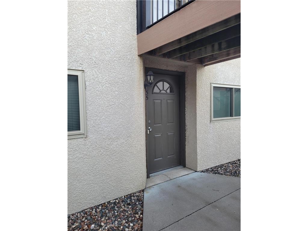 1535 Millpond Court Chaska MN 55318 6635804 image1