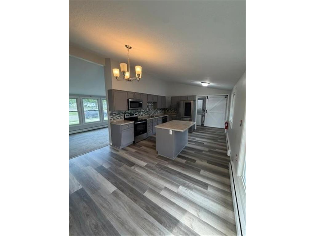 1536 10th Avenue N Moorhead MN 56560 7089880 image11
