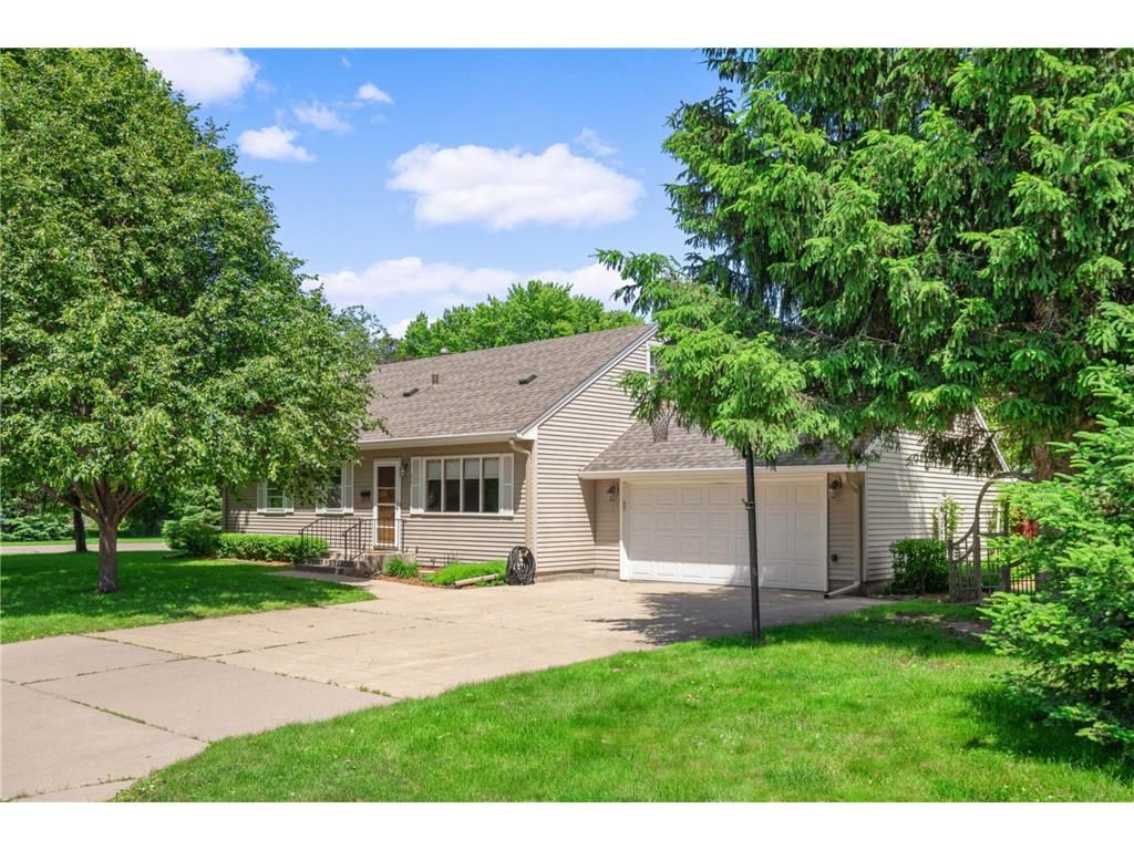 1536 Florida Avenue N Golden Valley MN 55427 6547940 image1