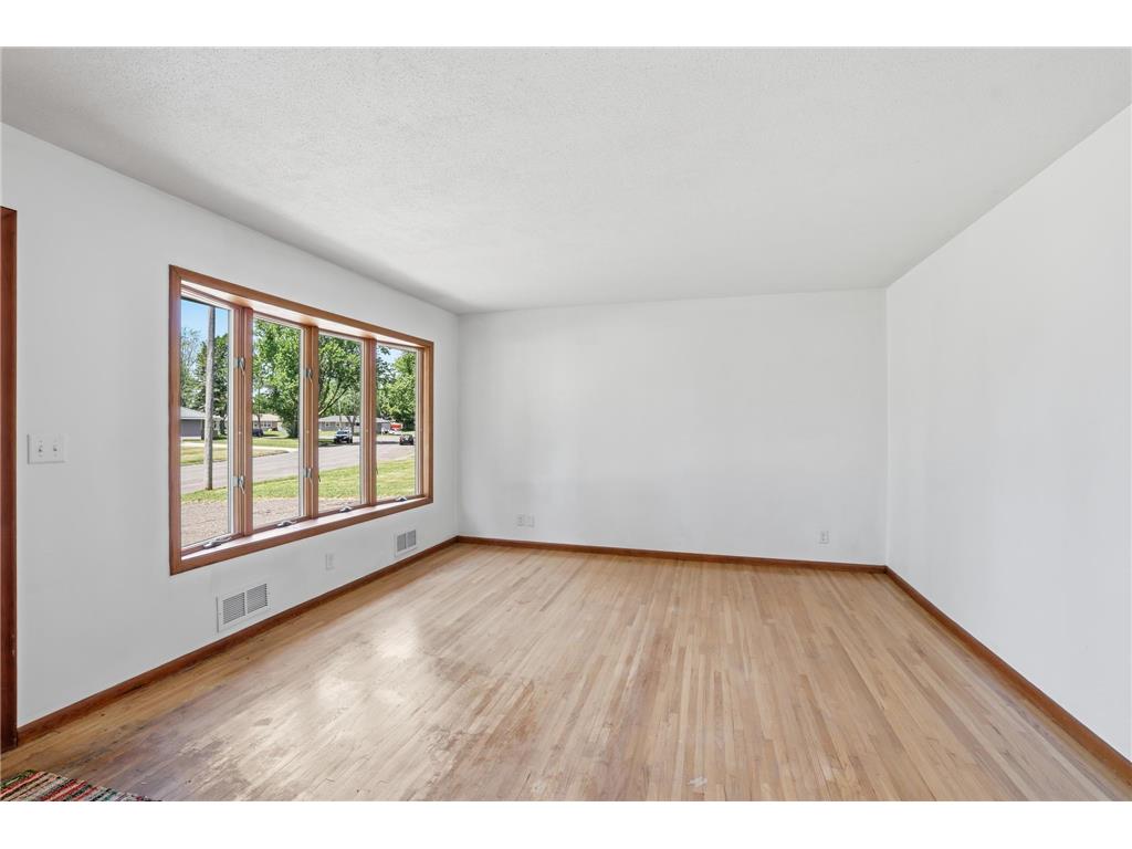 1536 Selby Avenue Saint Paul Park MN 55071 7045481 image5