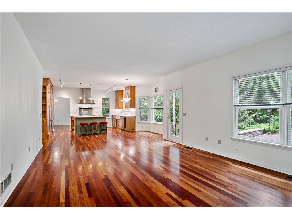 1536 Shannon Drive Woodbury MN 55125 7081011 image19