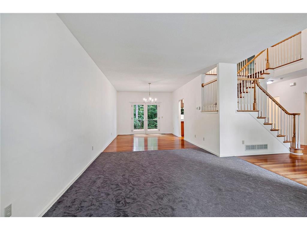 1536 Shannon Drive Woodbury MN 55125 7081011 image30