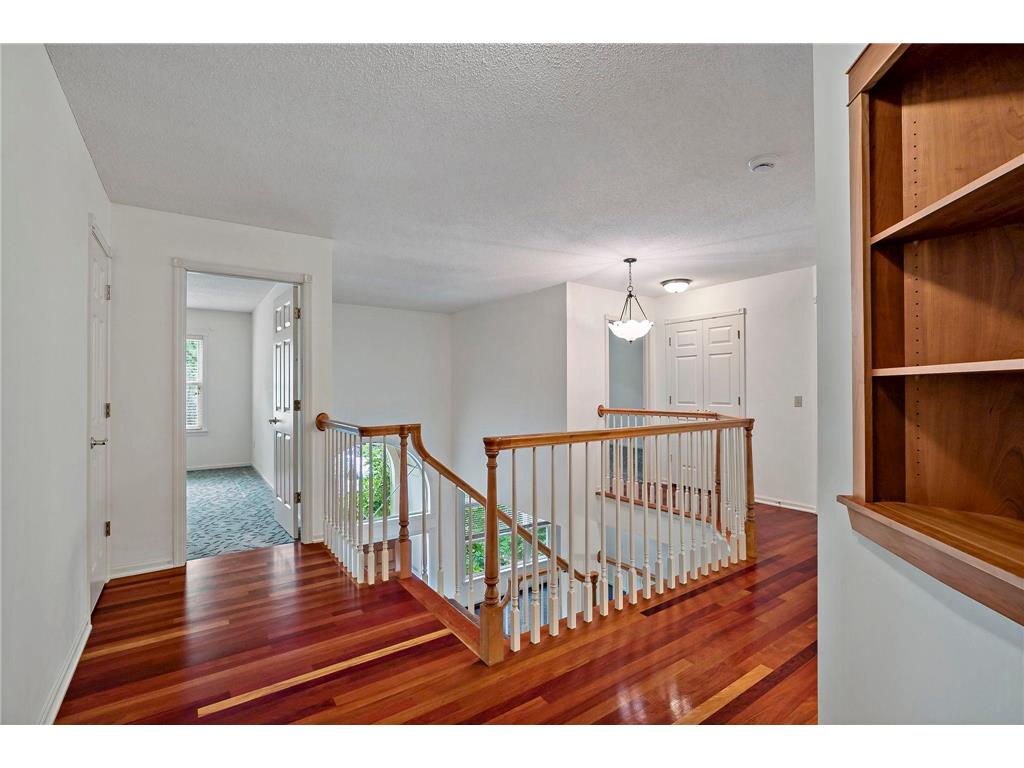 1536 Shannon Drive Woodbury MN 55125 7081011 image32