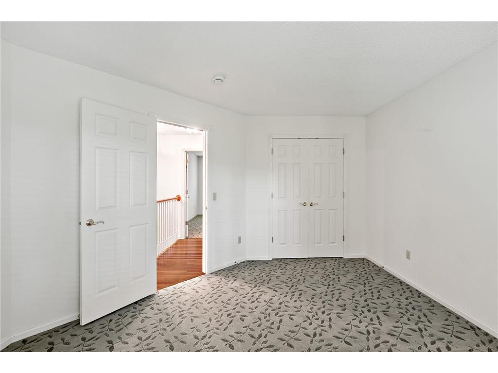 1536 Shannon Drive Woodbury MN 55125 7081011 image46