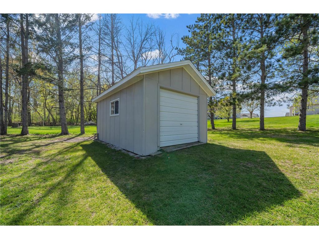 1536 W Latoka Drive SW Alexandria MN 56308 7073435 image11