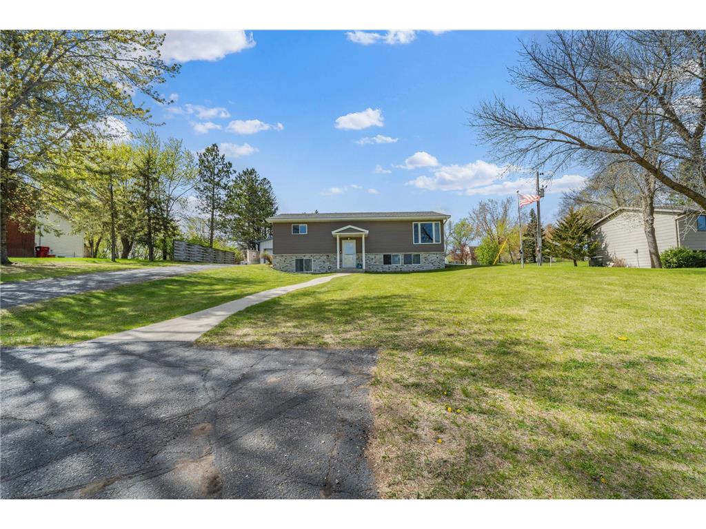 1536 W Latoka Drive SW Alexandria MN 56308 7073435 image2