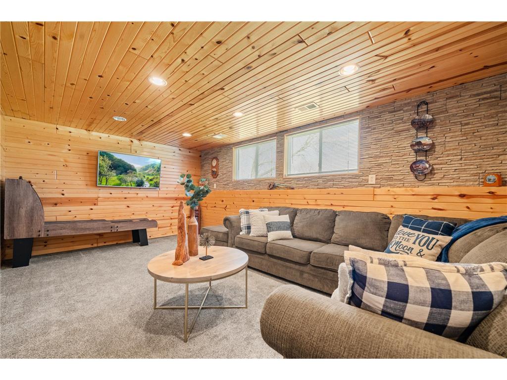 1536 W Latoka Drive SW Alexandria MN 56308 7073435 image32