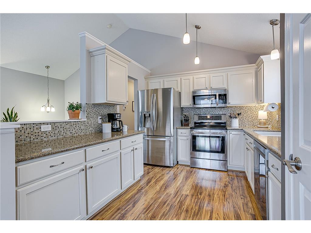 1536 Yorkshire Lane Shakopee MN 55379 6330266 image1