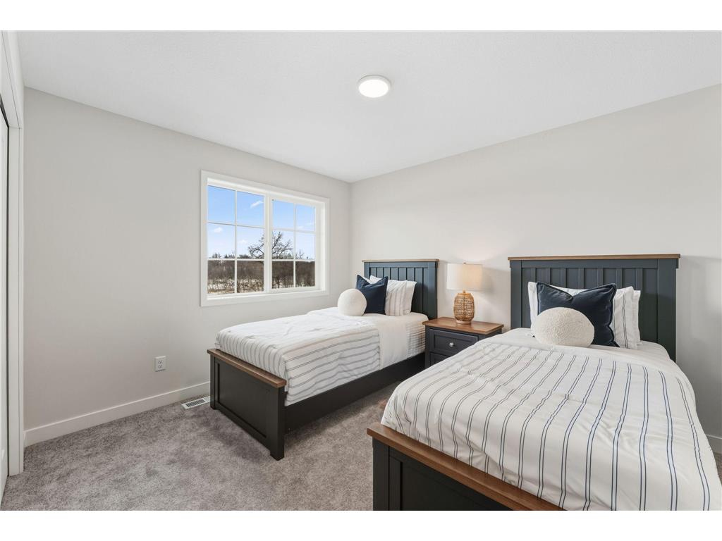 1539 Creekwood Dr New Richmond WI 54017 7013566 image23