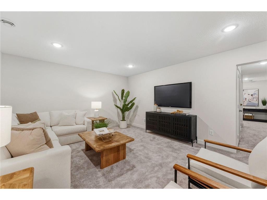 1539 Creekwood Dr New Richmond WI 54017 7013566 image31