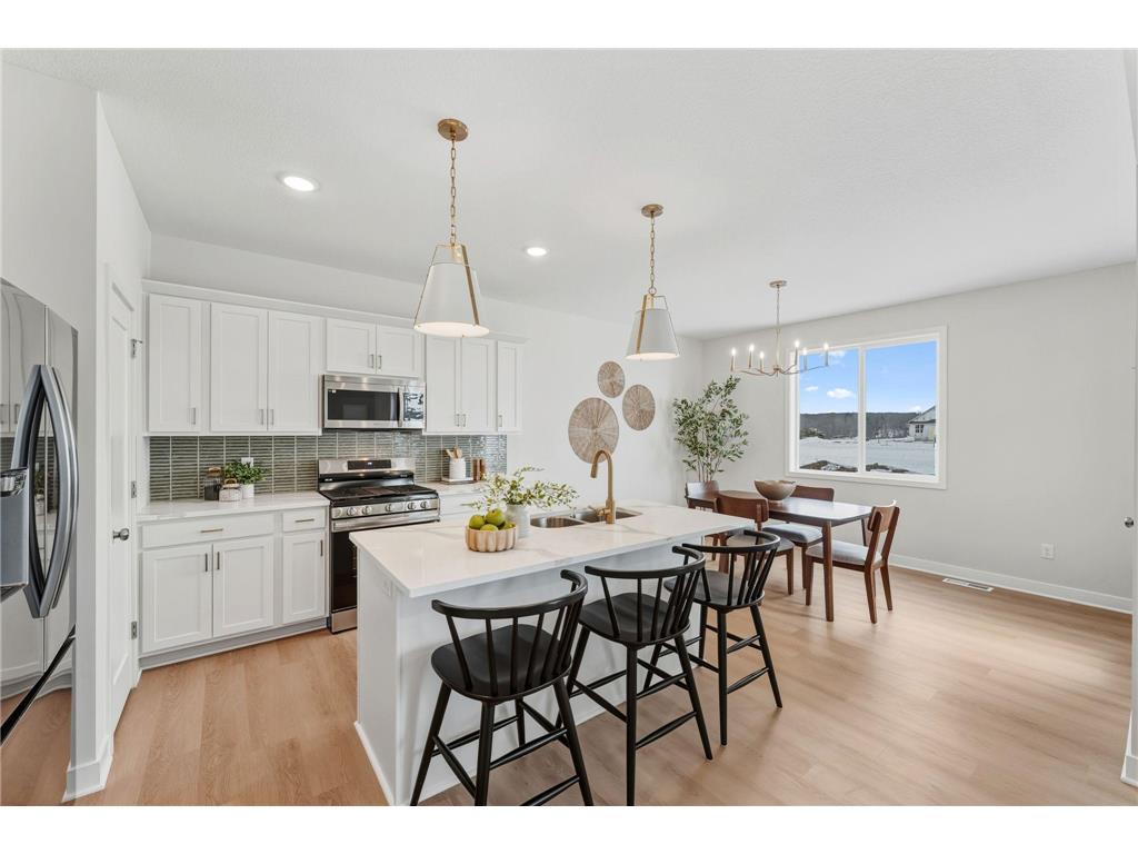 1539 Creekwood Dr New Richmond WI 54017 7013566 image8