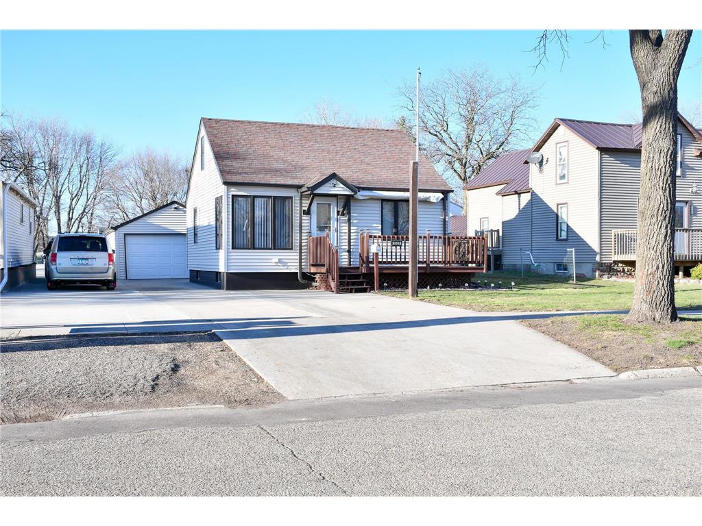 1539 Dover Street Worthington MN 56187 7050070 image1