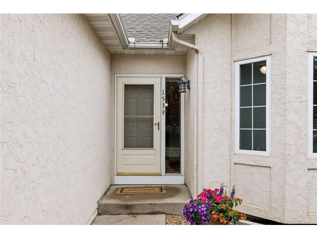 1539 Stonewood Lane Eagan MN 55122 7028787 image2