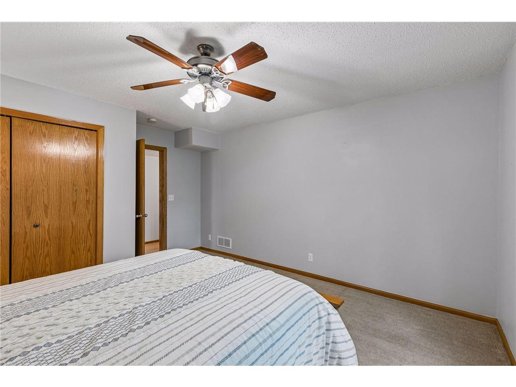 1539 Stonewood Lane Eagan MN 55122 7028787 image24