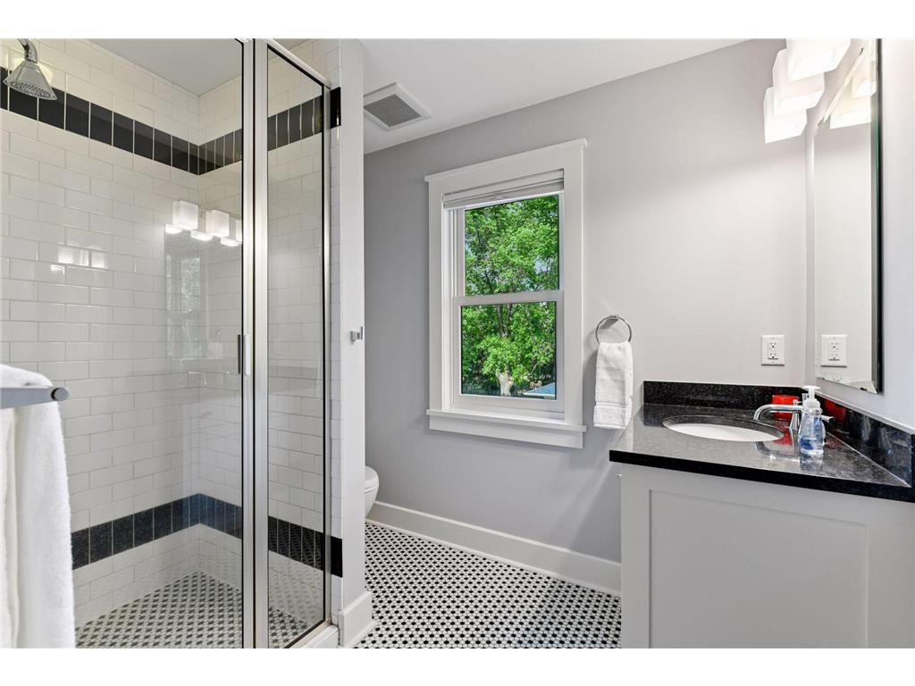 154 Babcock Lane Wayzata MN 55391 6799166 image25