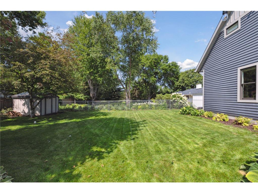 154 Babcock Lane Wayzata MN 55391 6799166 image34