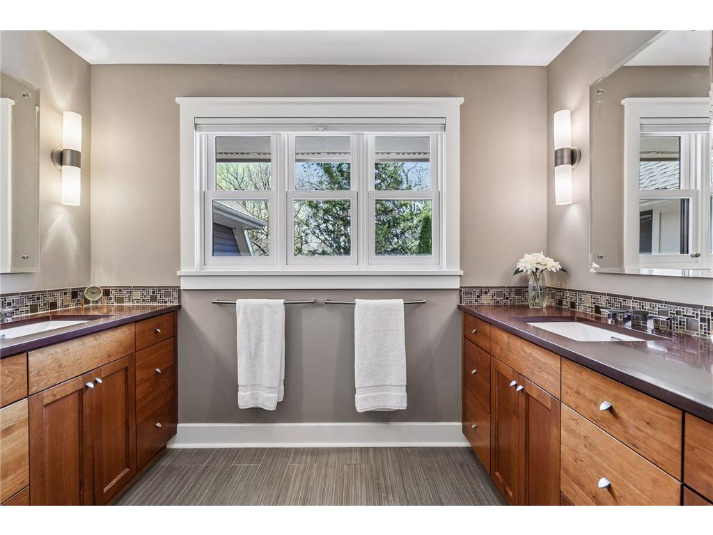 154 Babcock Lane Wayzata MN 55391 7057874 image38