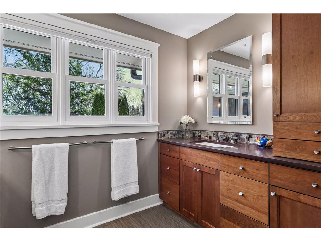 154 Babcock Lane Wayzata MN 55391 7057874 image39