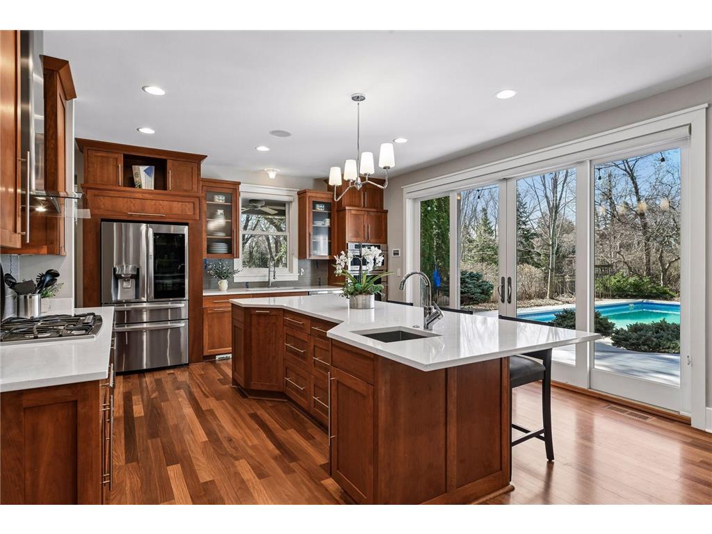 154 Babcock Lane Wayzata MN 55391 7057874 image4