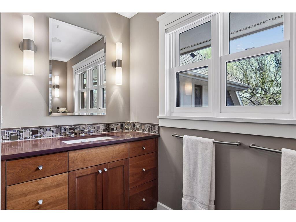 154 Babcock Lane Wayzata MN 55391 7057874 image40