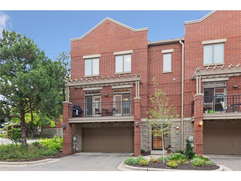 154 Bank Street SE Minneapolis MN 55414 6435587 image1