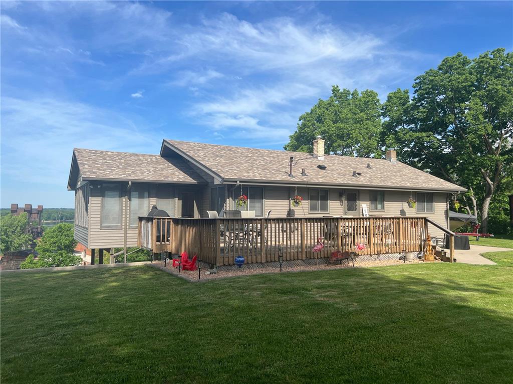 154 Dakota Street S Prescott WI 54021 - St Croix River 7079021 image1